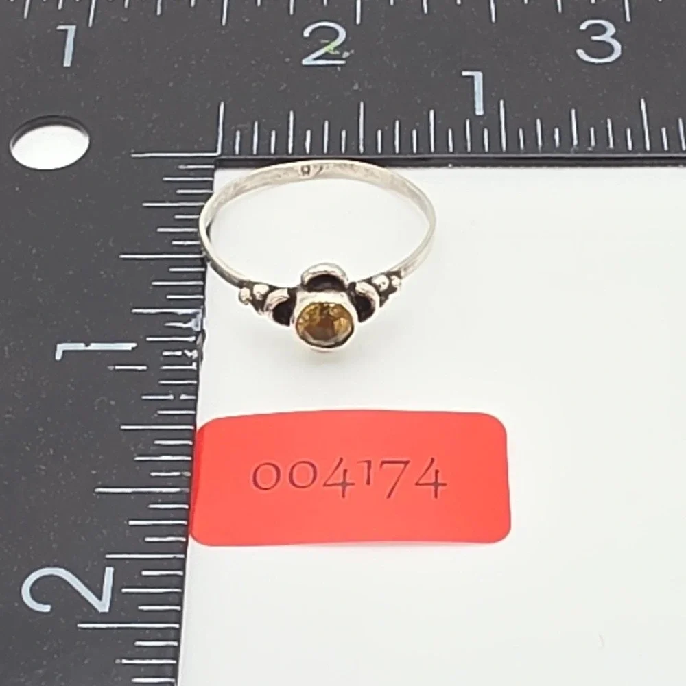 Vintage Genuine Citrine Ring 925 Sterling Silver Floral Design Petite Size 9
